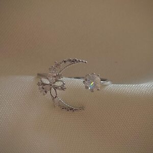 Dreamy Moon Ring