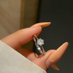 Amora Minimal Promise Ring