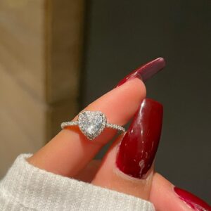 Mini Valentina Heart Ring
