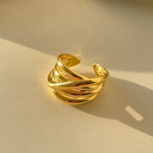 Alice Statement Ring