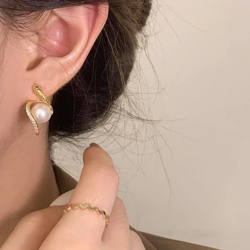 Slay n Slytherin Pearl Earrings - Image 8