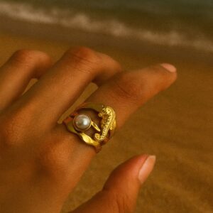 Bali Babe Seahorse Ring