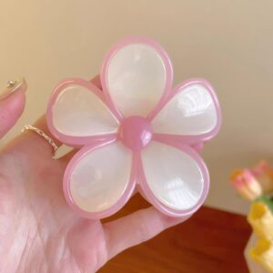 Pinterest dream! Contrasting Flower Claw Clip