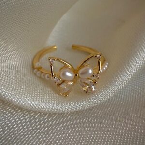 Fairyveil Flutter Pearl Ring