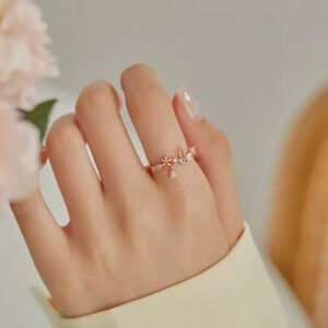Dainty Dreamer Ring