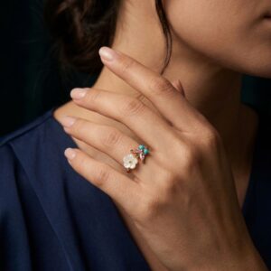 Flower to my fultter Ring