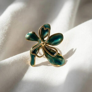 Sea Statement Orchid Ring