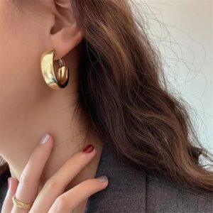 THICK BROAD HOOPS