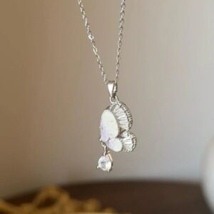 Fairyland Flutter Necklace