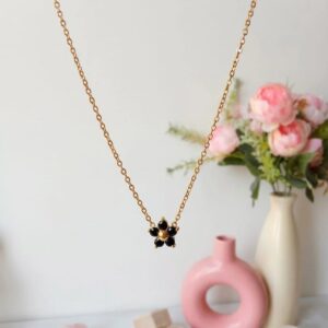 Dainty Petals Necklace