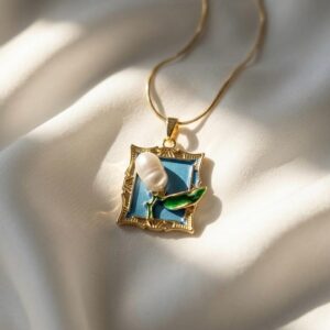 Sonnet of Pearl Necklace