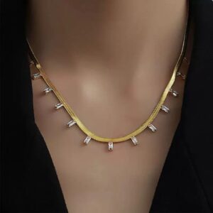 Vogue Babe Statement Necklace