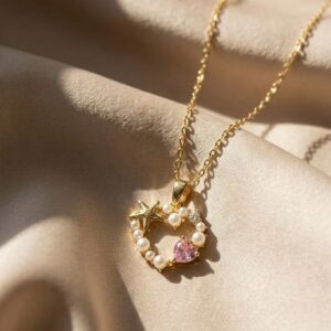 Pearl Escape Necklace