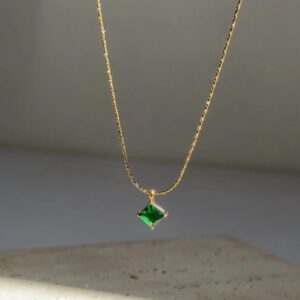 Lilith Green Necklace