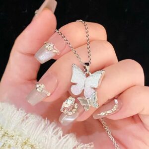 Snow White Flutter Necklace
