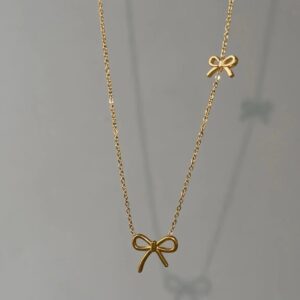 M’Lady Bow Necklace