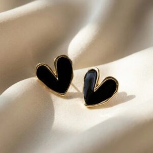 Her love’s Iconic! Earrings