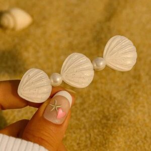 Serene Coastal Pearl Hairclip