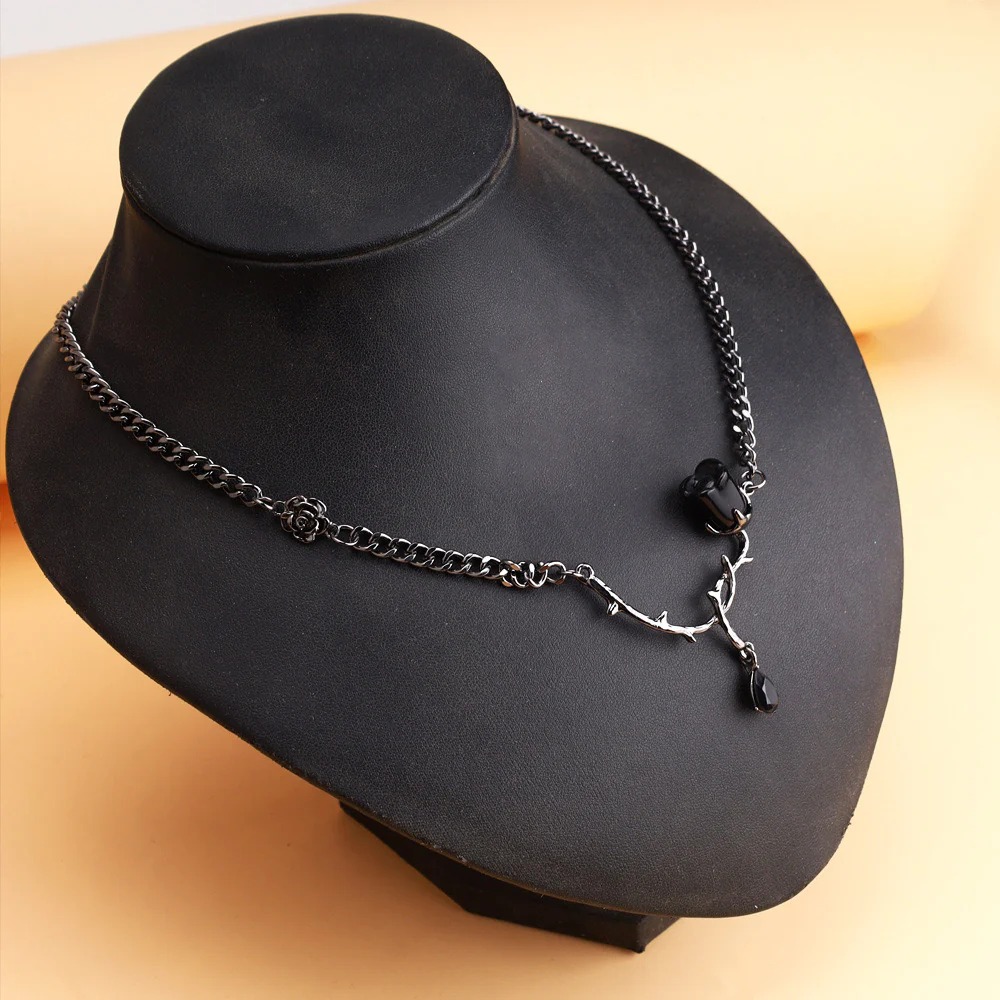 Rose of the Twilight Necklace - Image 4