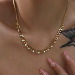 Royal Rhinestone Core Necklace