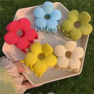 Pinteresty Floral Claw Clips