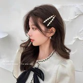 Classy Pearl Hairpin