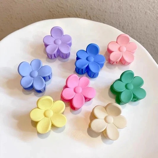 Mini Daisy Claw Clips