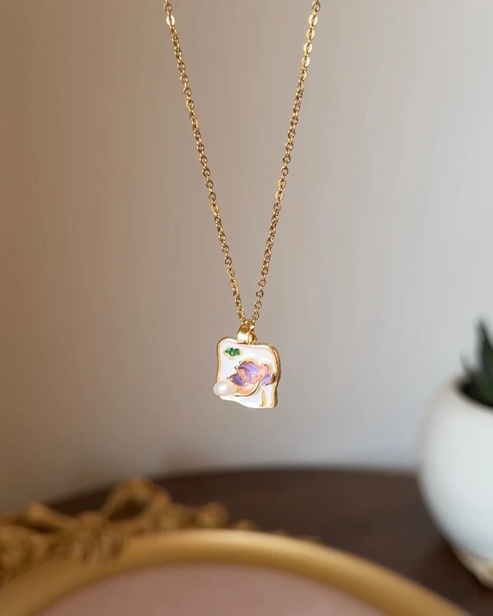 Ivory Willow Vintage Necklace - Image 3