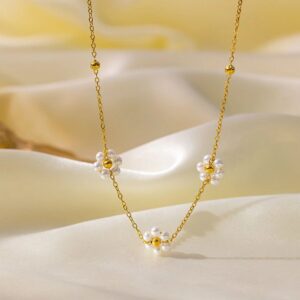 Daisy Dream Pearl Necklace