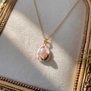 Lena Vintage Pearl Necklace