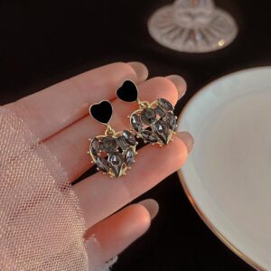 Love Me like I do earrings
