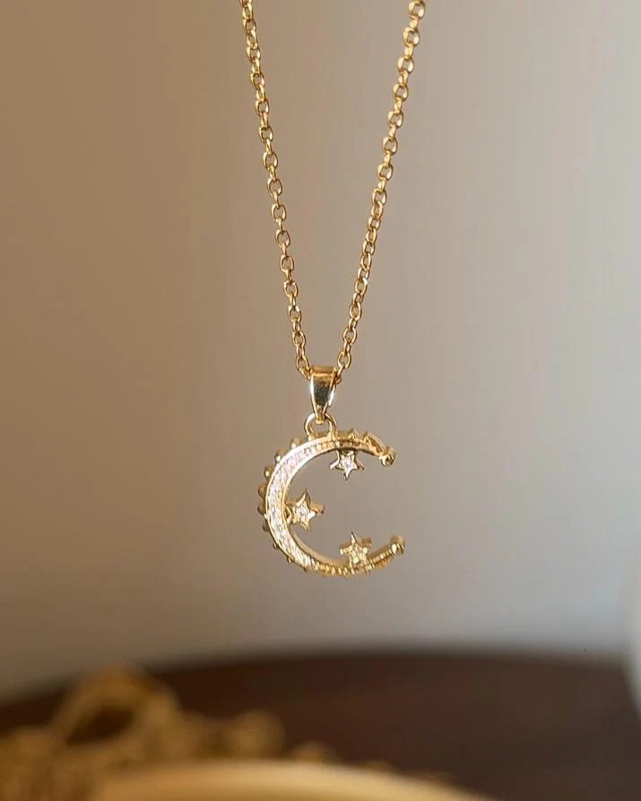 A girl called Moon! Necklace - Image 2