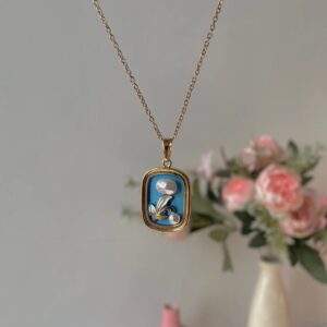 Willow in the sky! Necklace