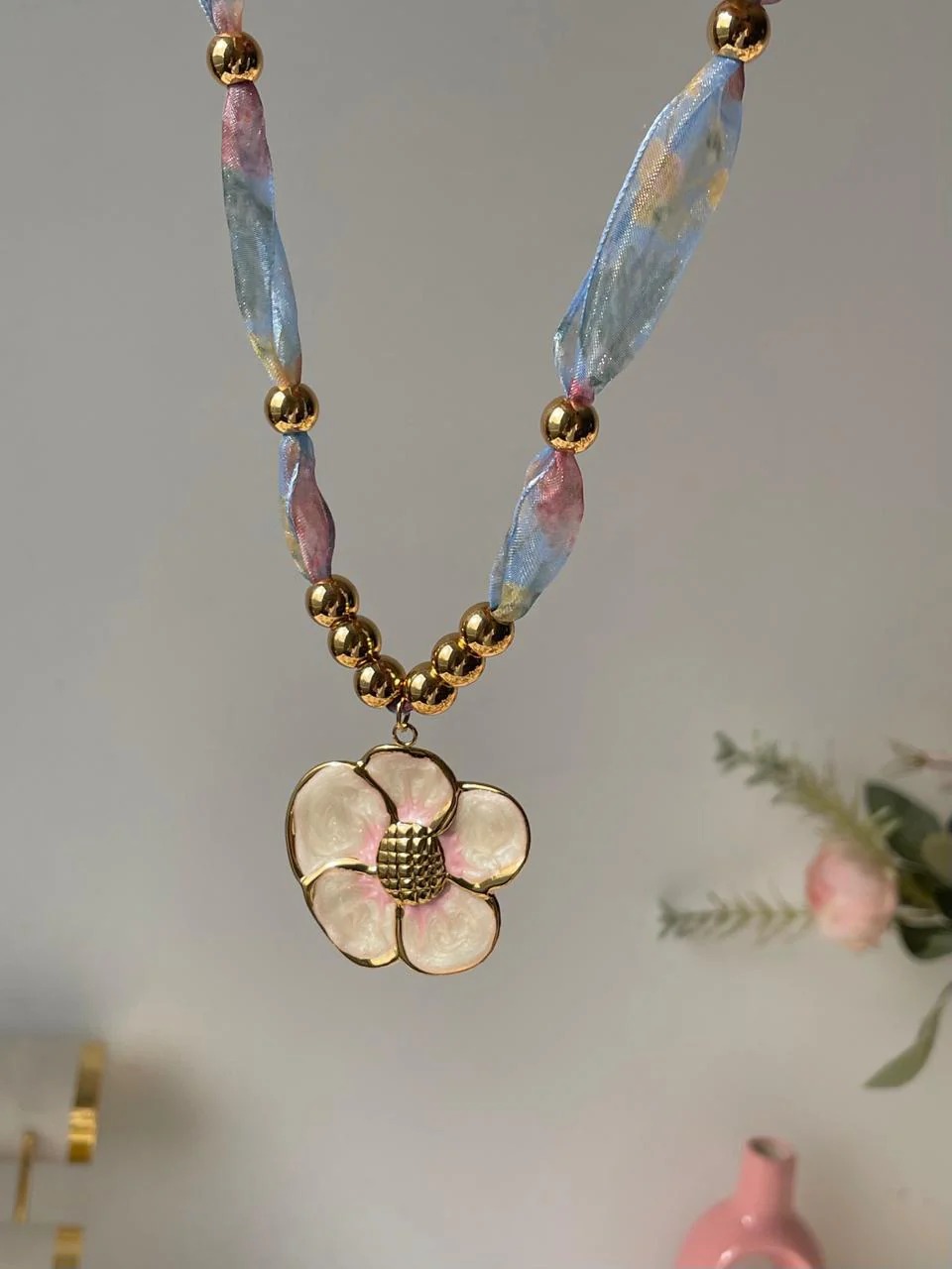 Ivory Elegance Ribbon Necklace - Image 2