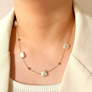 Pearly Girly Necklace