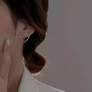 Korean Minimalist wired Heart Earrings