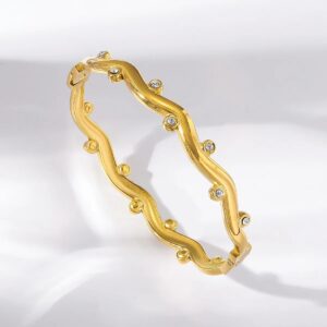 Wavy Amber Studded Bracelet