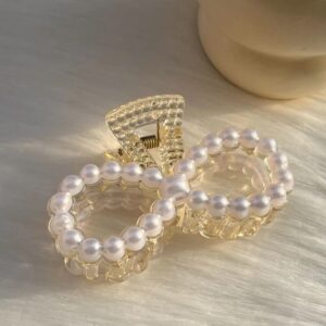 Pearl Infinity Claw Clutcher