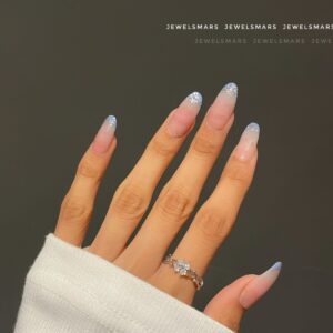 Periwinkle Flower Ring - white